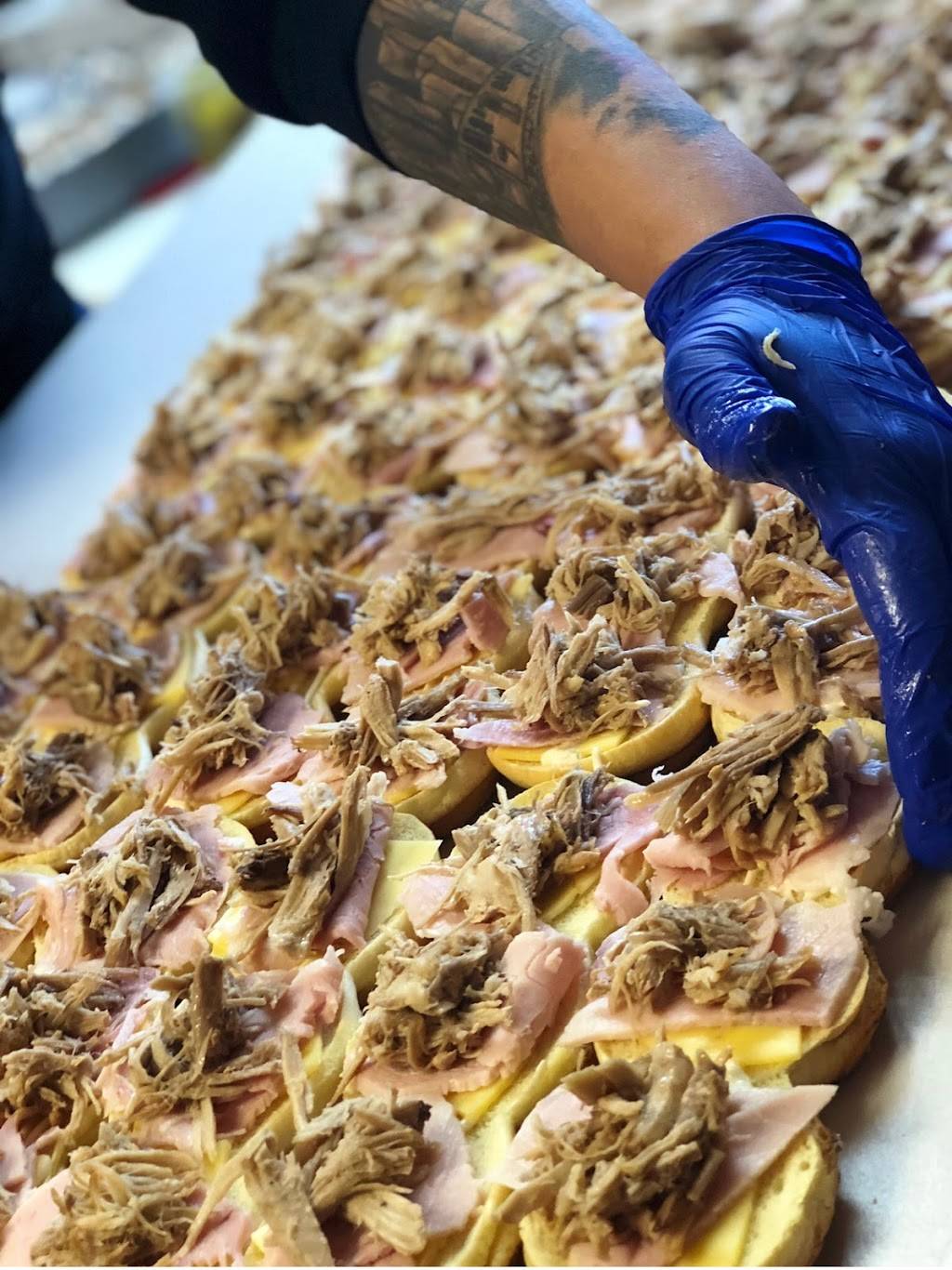 Cafe Media Noche | restaurant | 6836 Windsor Ave, Berwyn, IL 60402, USA | 8726006703 OR +1 872-600-6703