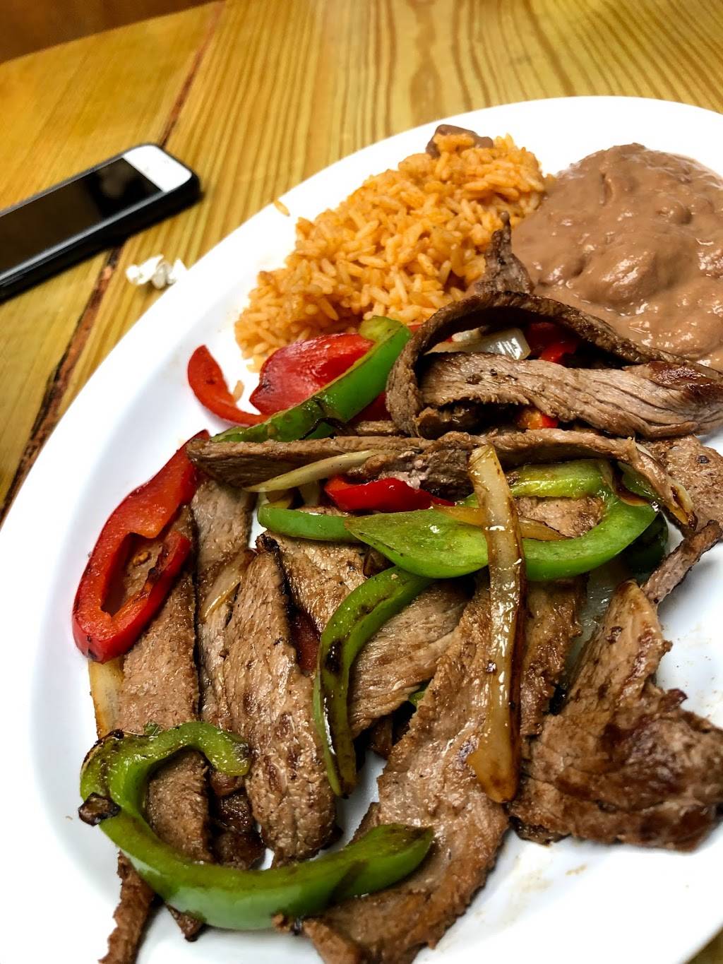 Antojitos Mexicanos Tenorio | restaurant | 4095 SW 137th Ave, Miami, FL 33175, USA | 3052255125 OR +1 305-225-5125