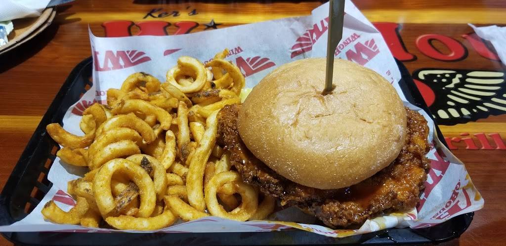 The WingHouse of Clearwater | restaurant | 2640 Gulf to Bay Blvd, Clearwater, FL 33759, USA | 7277249464 OR +1 727-724-9464