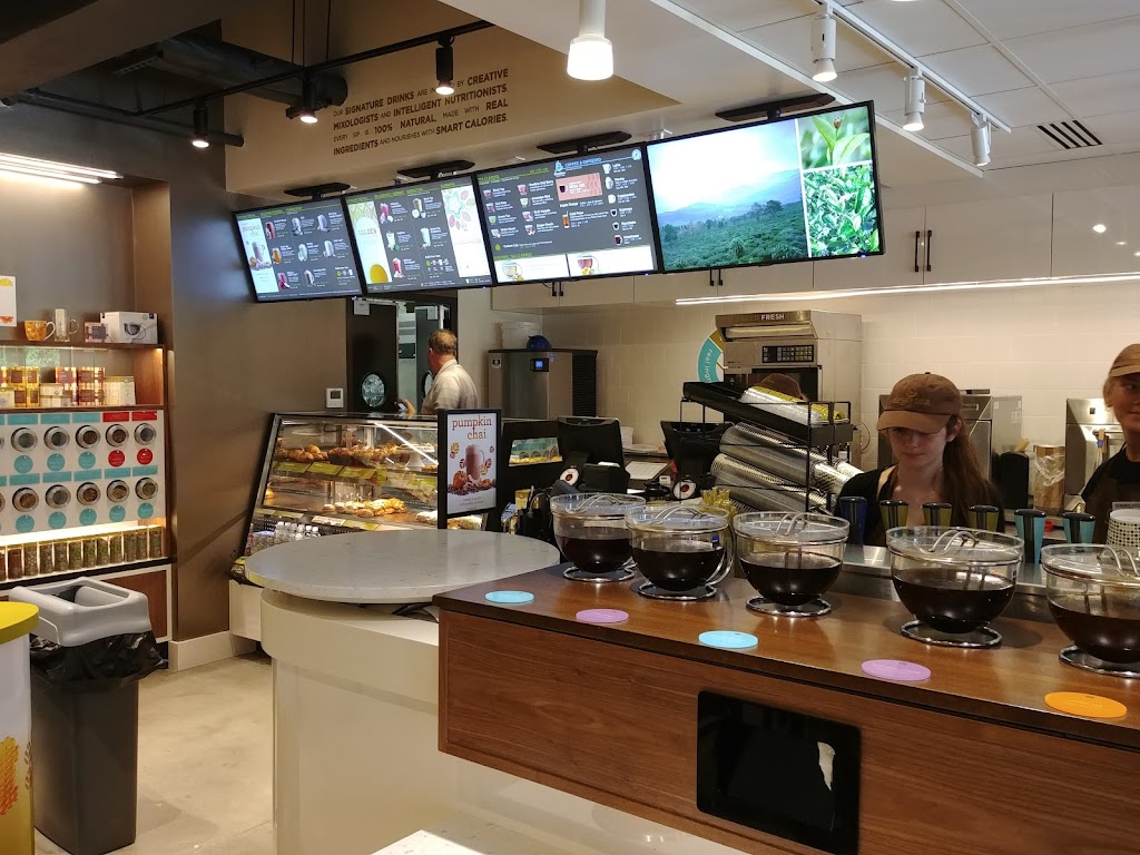 Seminole Dining | restaurant | 104 N Woodward Ave, Tallahassee, FL 32306, USA | 8506443663 OR +1 850-644-3663