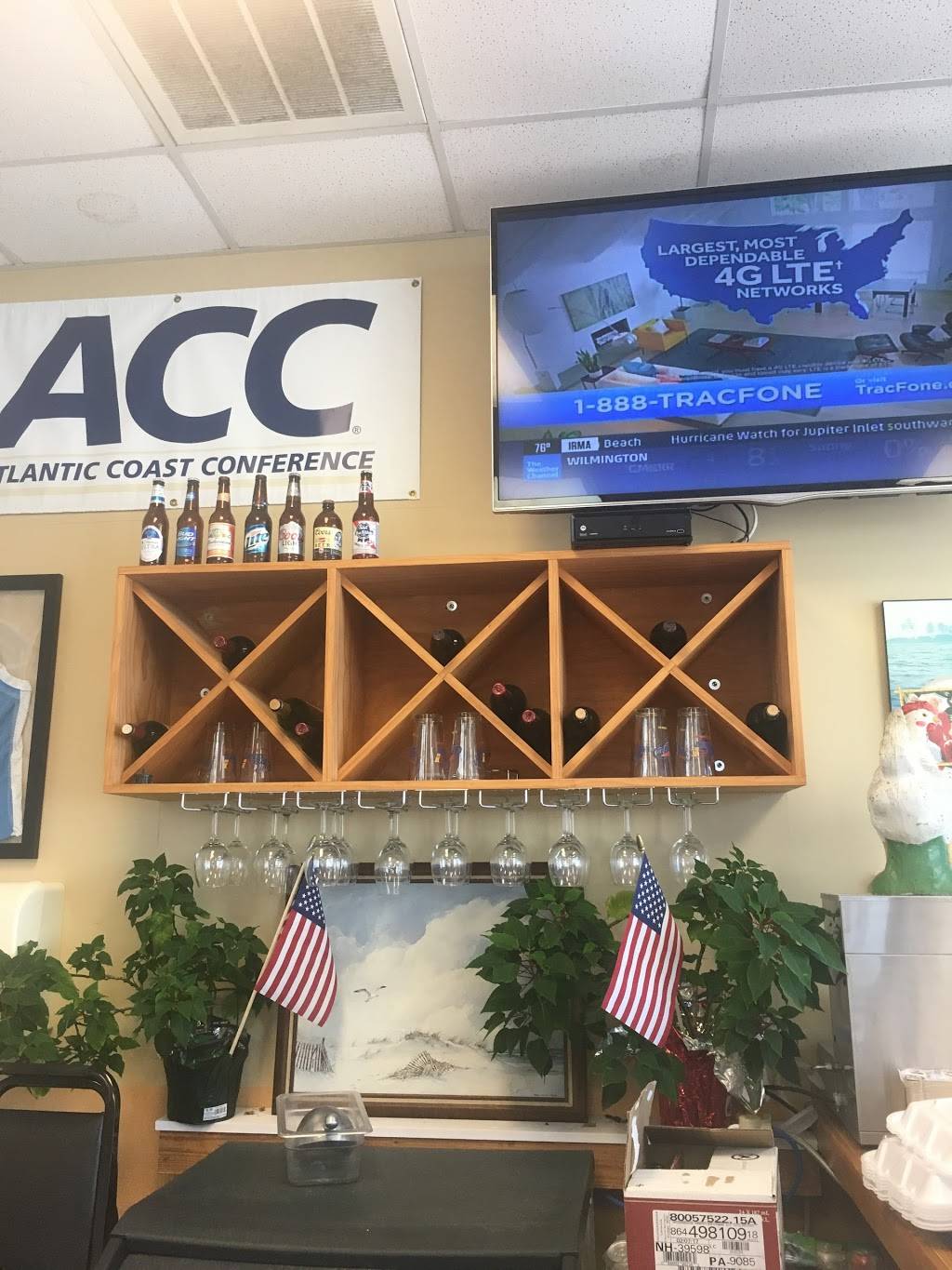 Castaway Grill | restaurant | 112 Causeway Dr, Ocean Isle Beach, NC 28469, USA | 9105797788 OR +1 910-579-7788