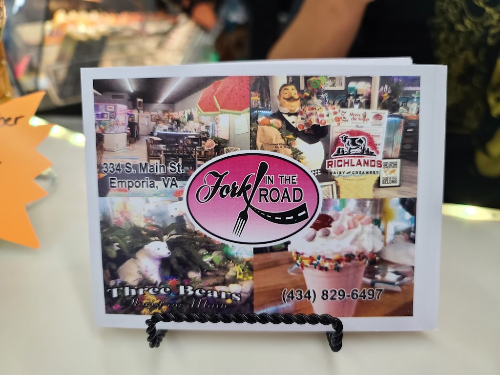 Fork in the Road | restaurant | 334 S Main St, Emporia, VA 23847, USA | 4348296497 OR +1 434-829-6497