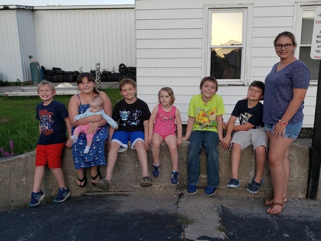 Hosss Dogg House | restaurant | 195 Lake St, St Albans City, VT 05478, USA | 8025271373 OR +1 802-527-1373