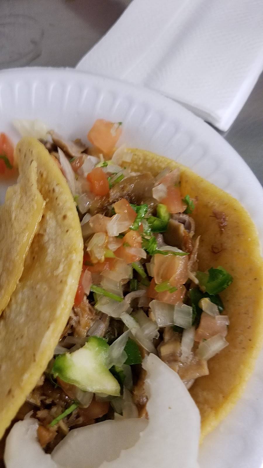 Carnitas Loya Fast Food | restaurant | 10424 Laurel Canyon Blvd B, Pacoima, CA 91331, USA | 8188994223 OR +1 818-899-4223