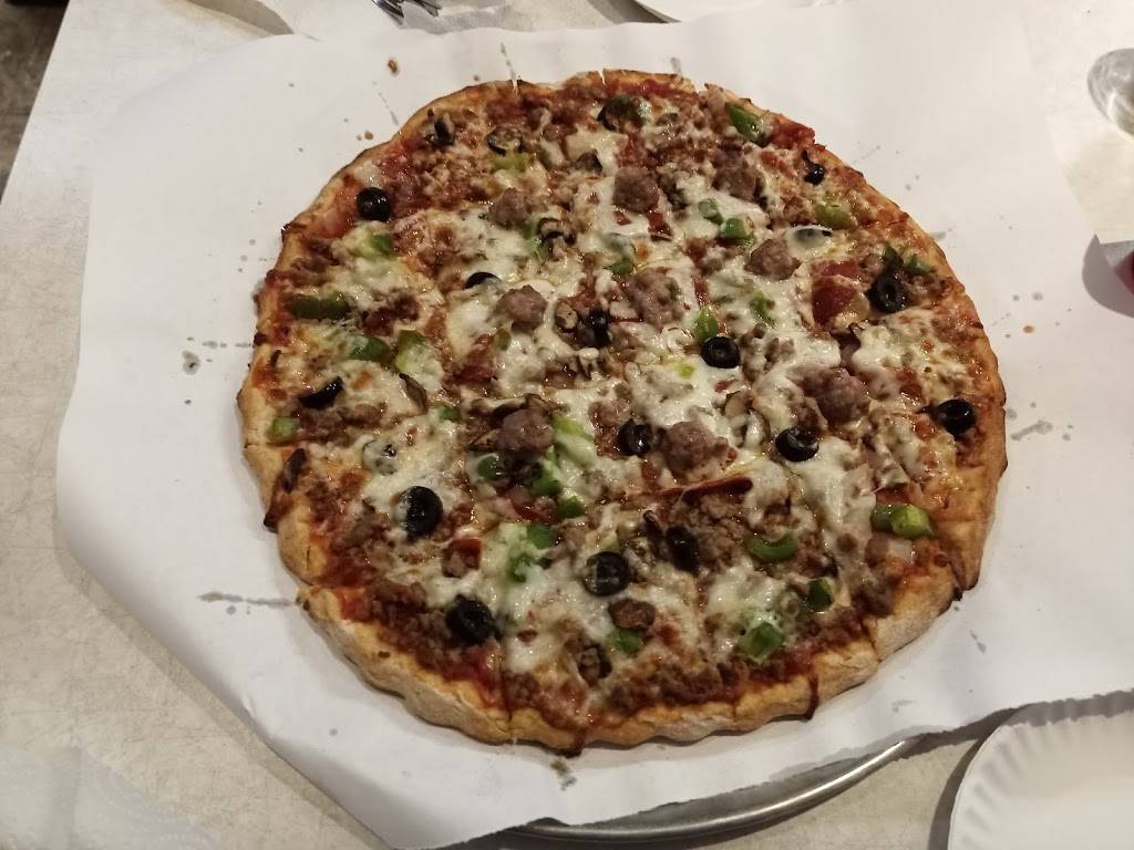 Camillis Pizza | restaurant | 927 Park Ave, Lake Park, FL 33403, USA | 5618443424 OR +1 561-844-3424