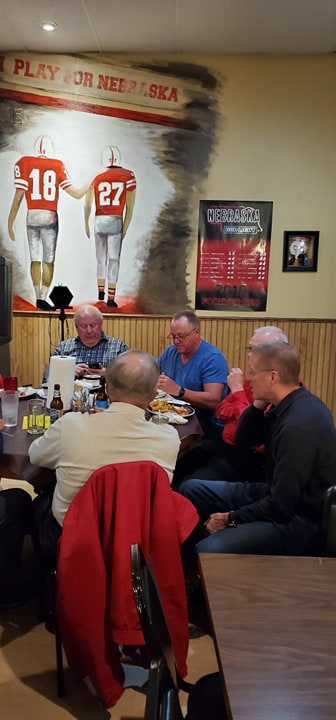 Chief Restaurant & Lounge | restaurant | 107 E Main St, Hartington, NE 68739, USA | 4022549107 OR +1 402-254-9107