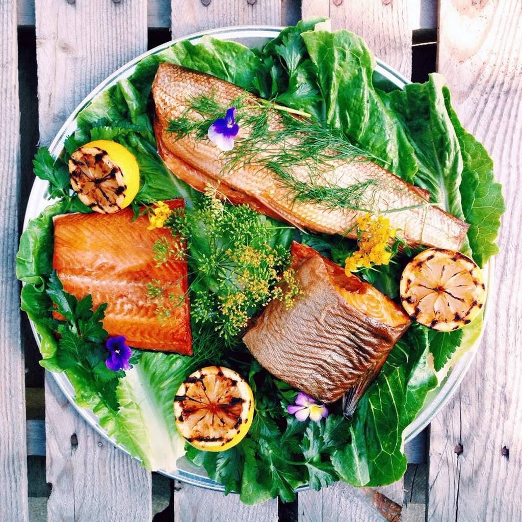 Port City Smokehouse | restaurant | 1000 Main St, Frankfort, MI 49635, USA | 2313529192 OR +1 231-352-9192