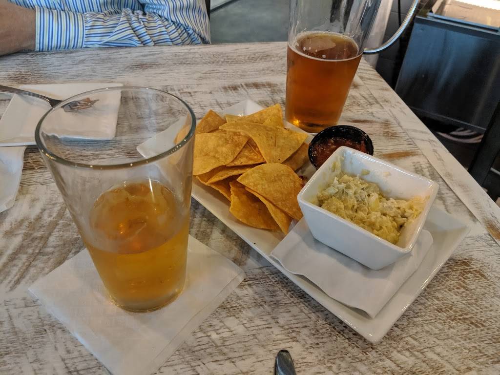 Fork and Ale House | restaurant | 350 Veterans Way Suite 150, Carmel, IN 46032, USA | 3176692686 OR +1 317-669-2686