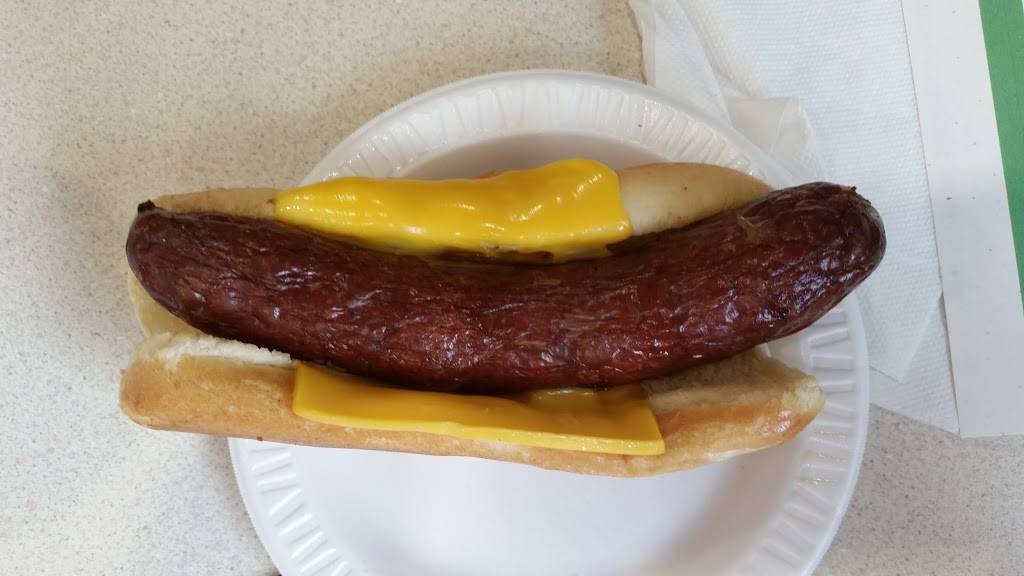 Bobbys Treat Shop | restaurant | 201 W Ward St, Douglas, GA 31533, USA | 9123843660 OR +1 912-384-3660