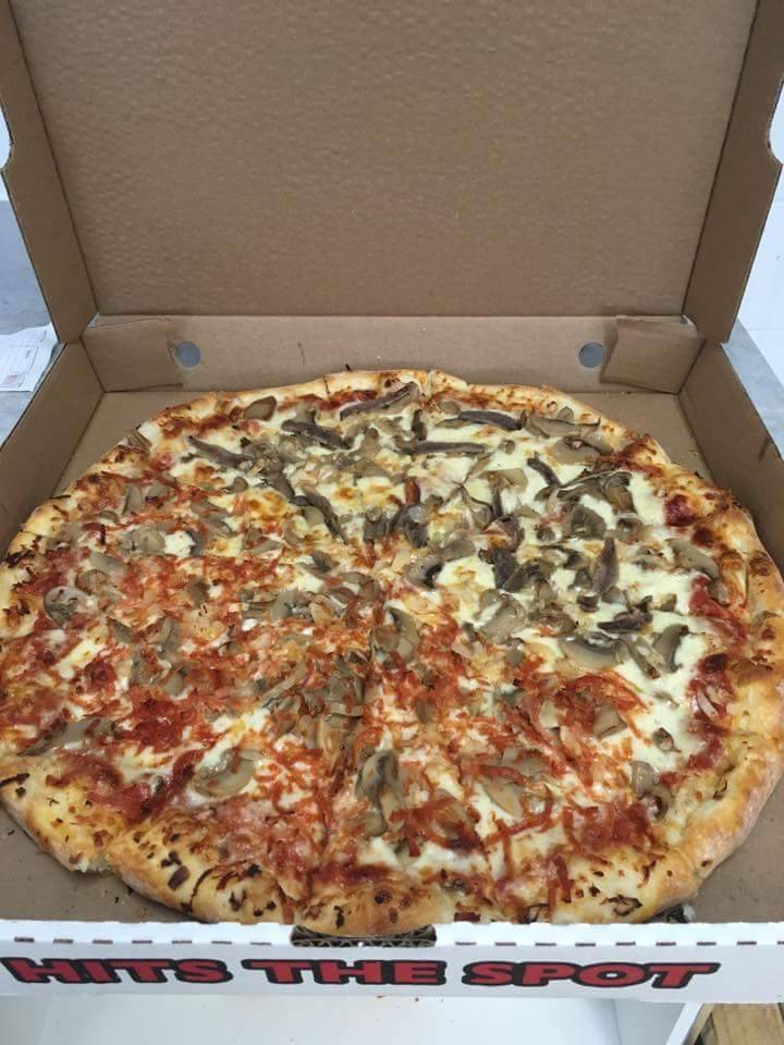 Bulls Eye Pizza Amherstburg | restaurant | 139 Sandwich St S, Amherstburg, ON N9V 1Z9, Canada | 5197361221 OR +1 519-736-1221