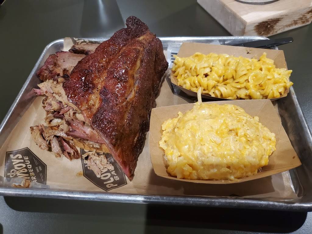 Plowboys Barbeque | restaurant | 6737 W 75th St, Overland Park, KS 66204, USA | 9139147569 OR +1 913-914-7569