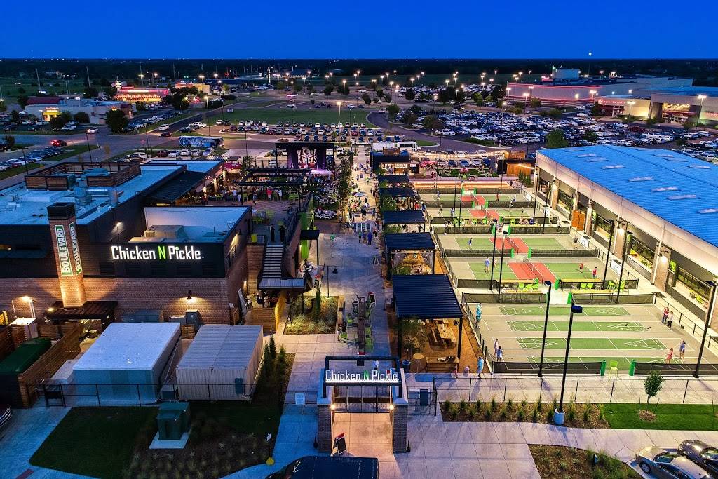 Chicken N Pickle- Wichita | restaurant | 1240 N Greenwich Rd, Wichita, KS 67206, USA | 3165357150 OR +1 316-535-7150