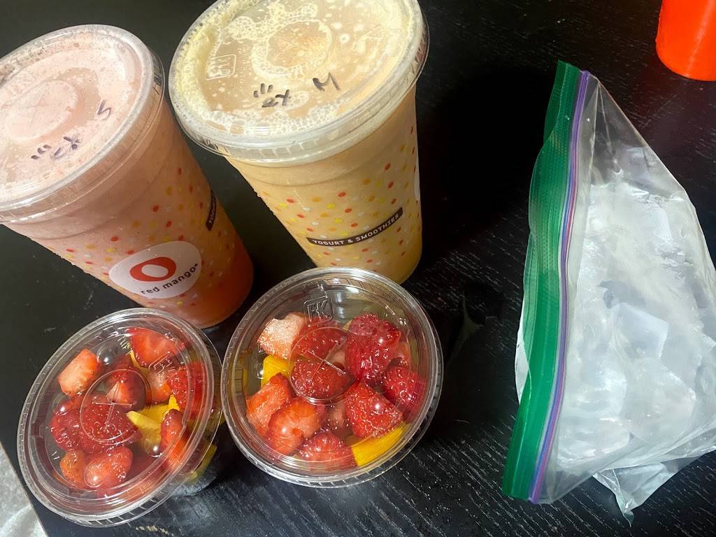 Red Mango | restaurant | 5609 Bay St, Emeryville, CA 94608, USA | 5104500791 OR +1 510-450-0791