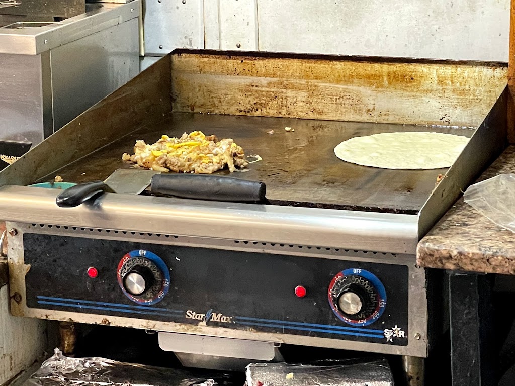 Dairy Sweet | restaurant | 3554 US-20, Crawford, NE 69339, USA | 3086651323 OR +1 308-665-1323