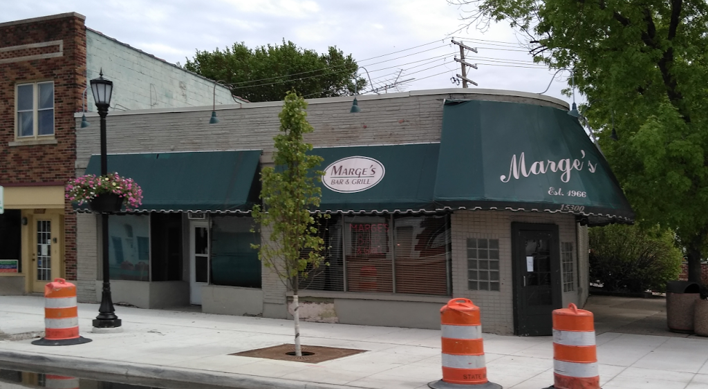 Marges Bar and Grill | restaurant | 15300 Mack Ave, Grosse Pointe, MI 48230, USA | 3138818895 OR +1 313-881-8895