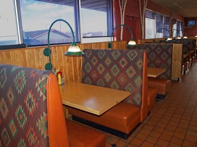 Tastebuds Smokehouse & Spirits | meal takeaway | 2680 Cleveland Ave, Marinette, WI 54143, USA | 7157329860 OR +1 715-732-9860