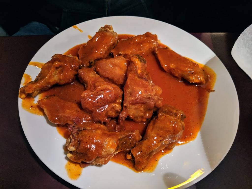 CHEZ WINGS & BBQ RESTAURANT | restaurant | 105 SW 6th St, Pompano Beach, FL 33060, USA | 9545864431 OR +1 954-586-4431