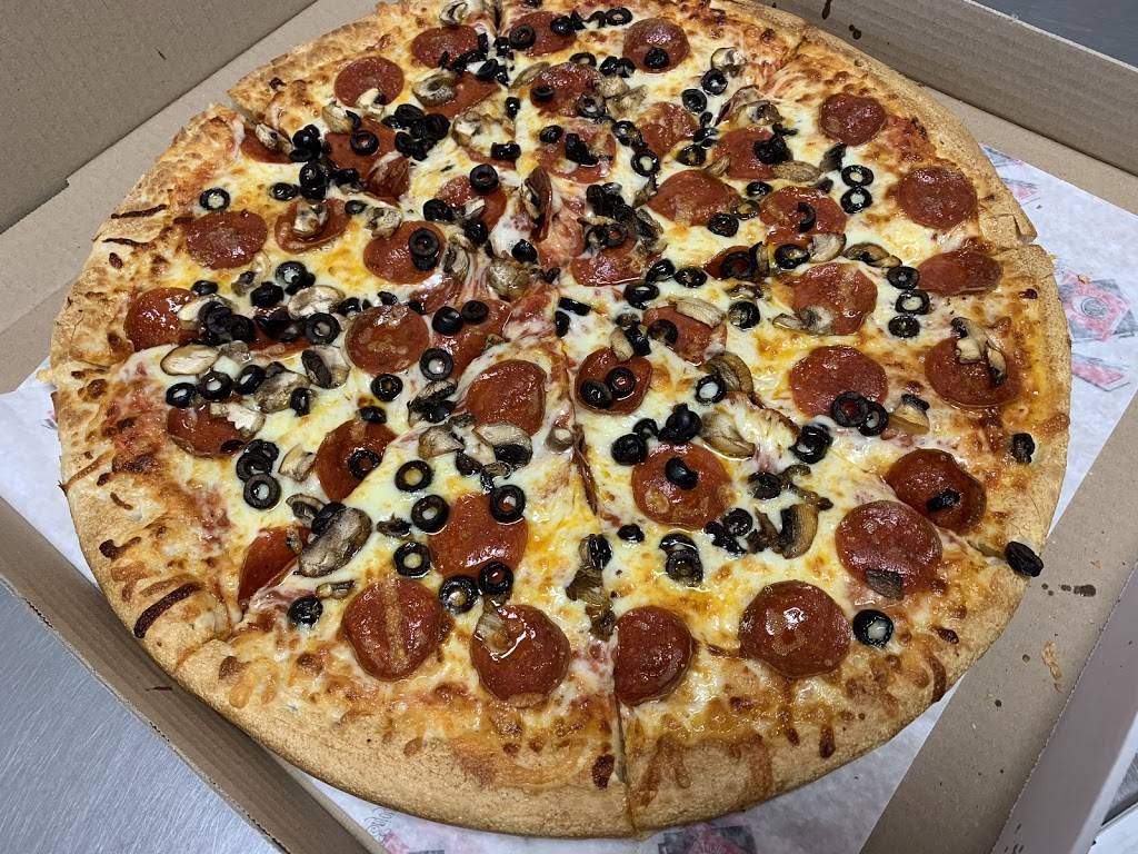 Central Pizza | restaurant | 20 W Central St, Franklin, MA 02038, USA | 5085280504 OR +1 508-528-0504