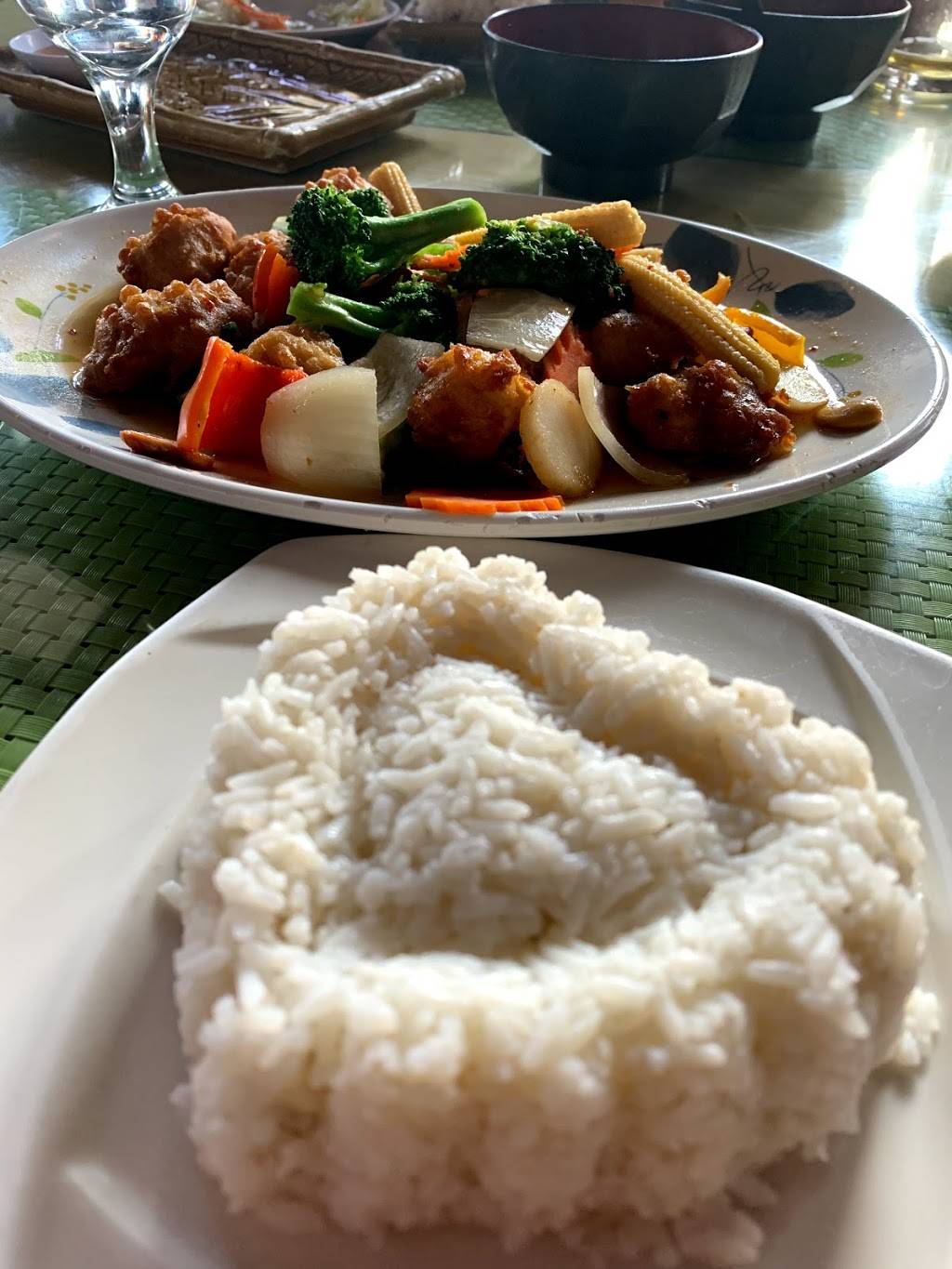 Elephant Thai Cuisine | restaurant | 3720 Mission Inn Avenue, Riverside, CA 92501, USA | 9516829300 OR +1 951-682-9300