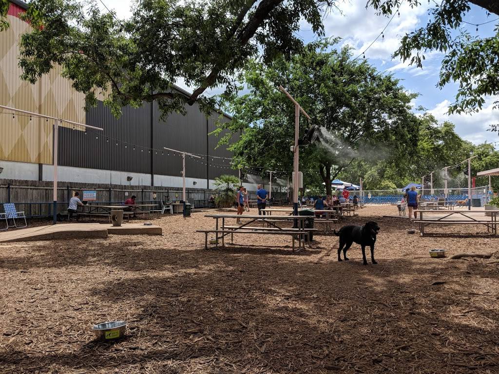 Yard Bar | restaurant | 6700 Burnet Rd, Austin, TX 78757, USA | 5129003773 OR +1 512-900-3773