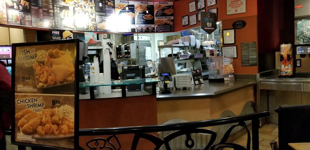 Long John Silvers | restaurant | 6622 W Fullerton Ave, Chicago, IL 60707, USA | 7732374661 OR +1 773-237-4661