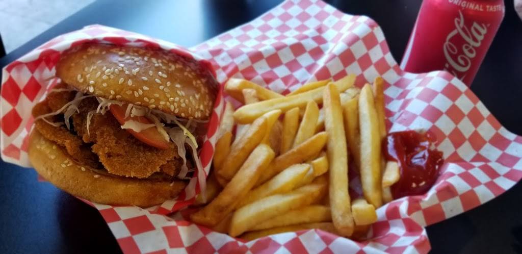 Corner Grille | restaurant | 8261 Sepulveda Blvd, Van Nuys, CA 91402, USA | 8188106396 OR +1 818-810-6396