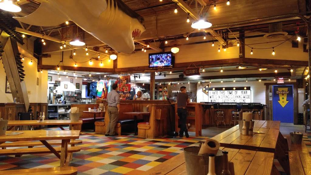 Joes Crab Shack | restaurant | 314 Harbor Dr, Oceanside, CA 92054, USA | 7607221345 OR +1 760-722-1345