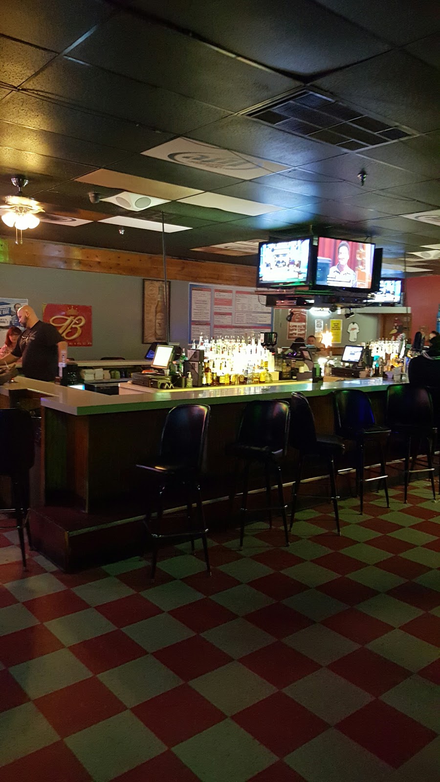 Bills Place | night club | 4771 Mahoning Ave, Youngstown, OH 44515, USA | 3302701703 OR +1 330-270-1703