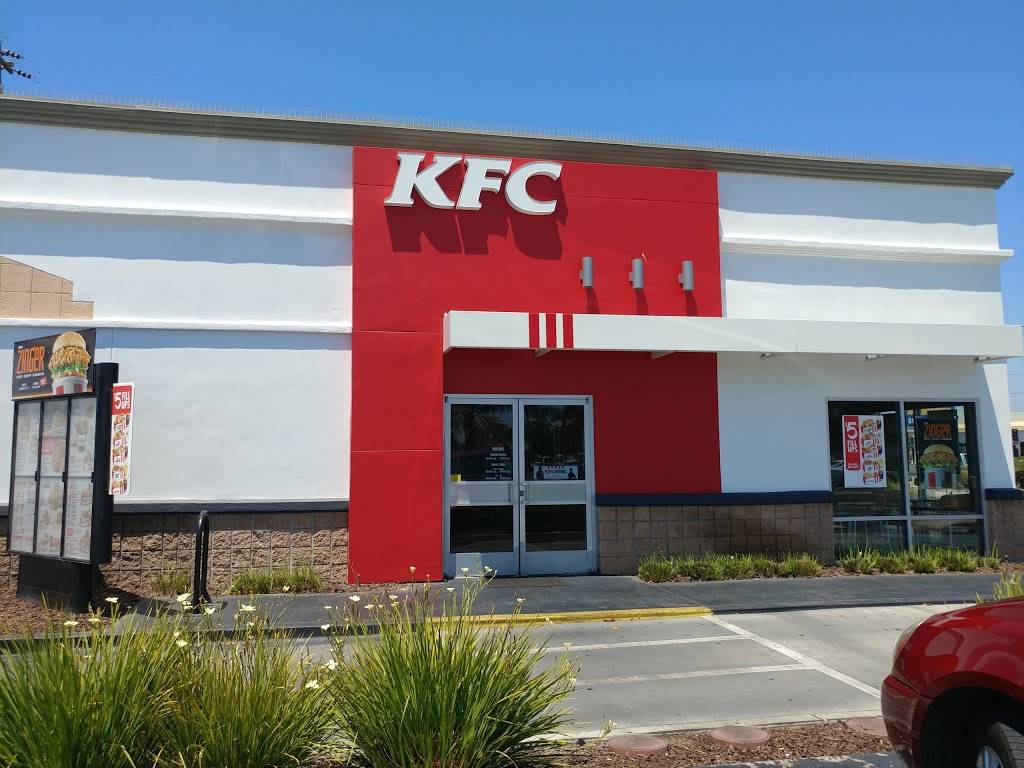 KFC | restaurant | 3351 Saviers Rd, Oxnard, CA 93033, USA | 8052405996 OR +1 805-240-5996