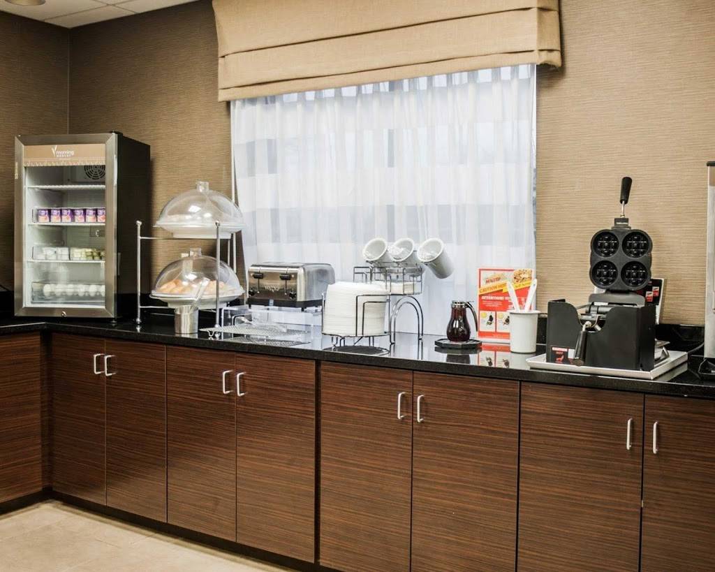 Sleep Inn & Suites Fort Campbell | restaurant | 220 Auburn St, Oak Grove, KY 42262, USA | 2706407170 OR +1 270-640-7170