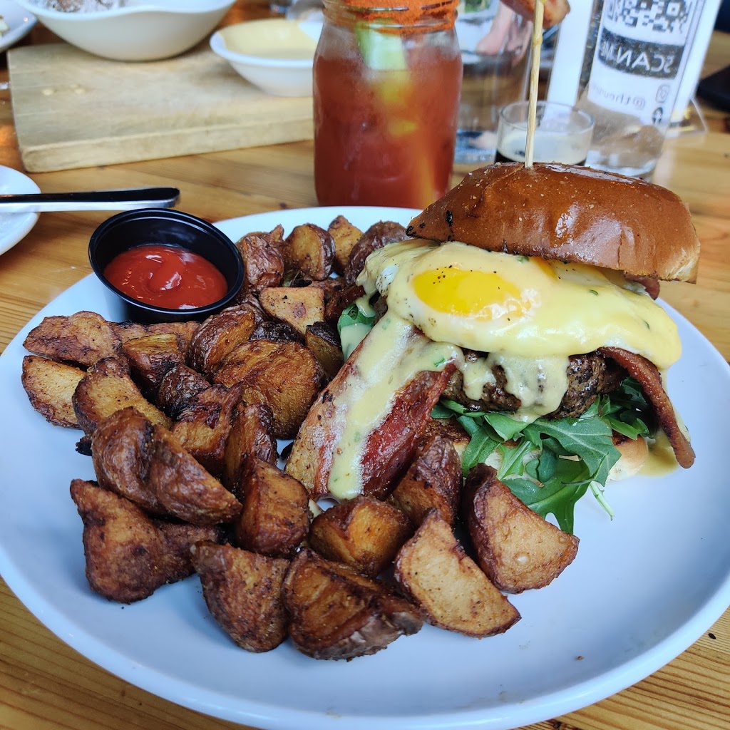 The Urban Tap | restaurant | 1209 E Carson St, Pittsburgh, PA 15203, USA | 4125867499 OR +1 412-586-7499