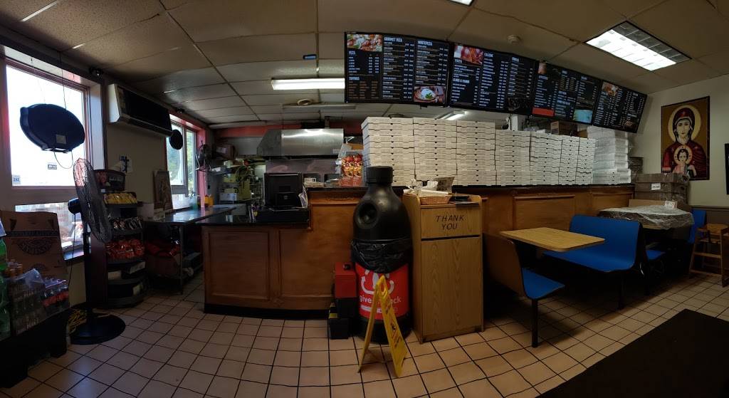 Foxboro House of Pizza | restaurant | 29 Bird St, Foxborough, MA 02035, USA | 5085439119 OR +1 508-543-9119