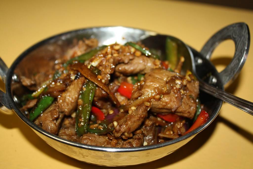 Mount Masala Himalayan Cuisine Indian Style Restaurant | restaurant | 300 White Horse Rd E # 1, Voorhees Township, NJ 08043, USA | 8562819711 OR +1 856-281-9711