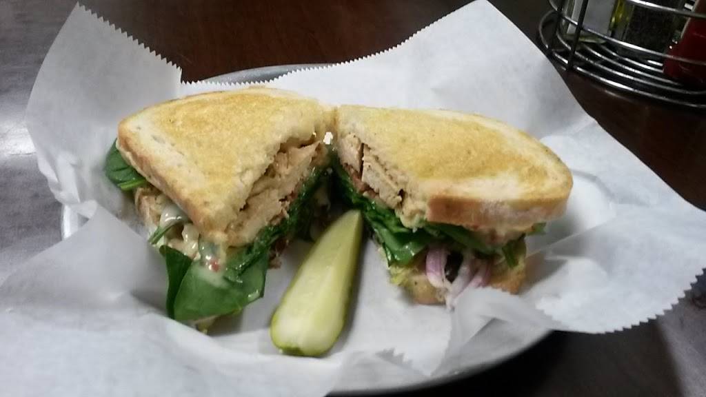 Stone Oven | restaurant | 6551 First St, Lake Ann, MI 49650, USA | 2312758520 OR +1 231-275-8520