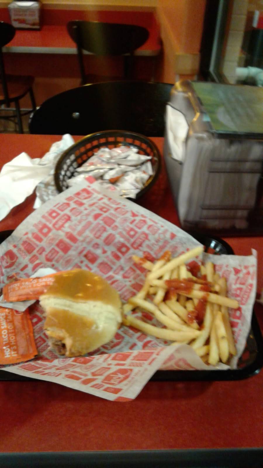 Jack in the Box | restaurant | 3308 SE Loop 820, Fort Worth, TX 76140, USA | 8175516367 OR +1 817-551-6367