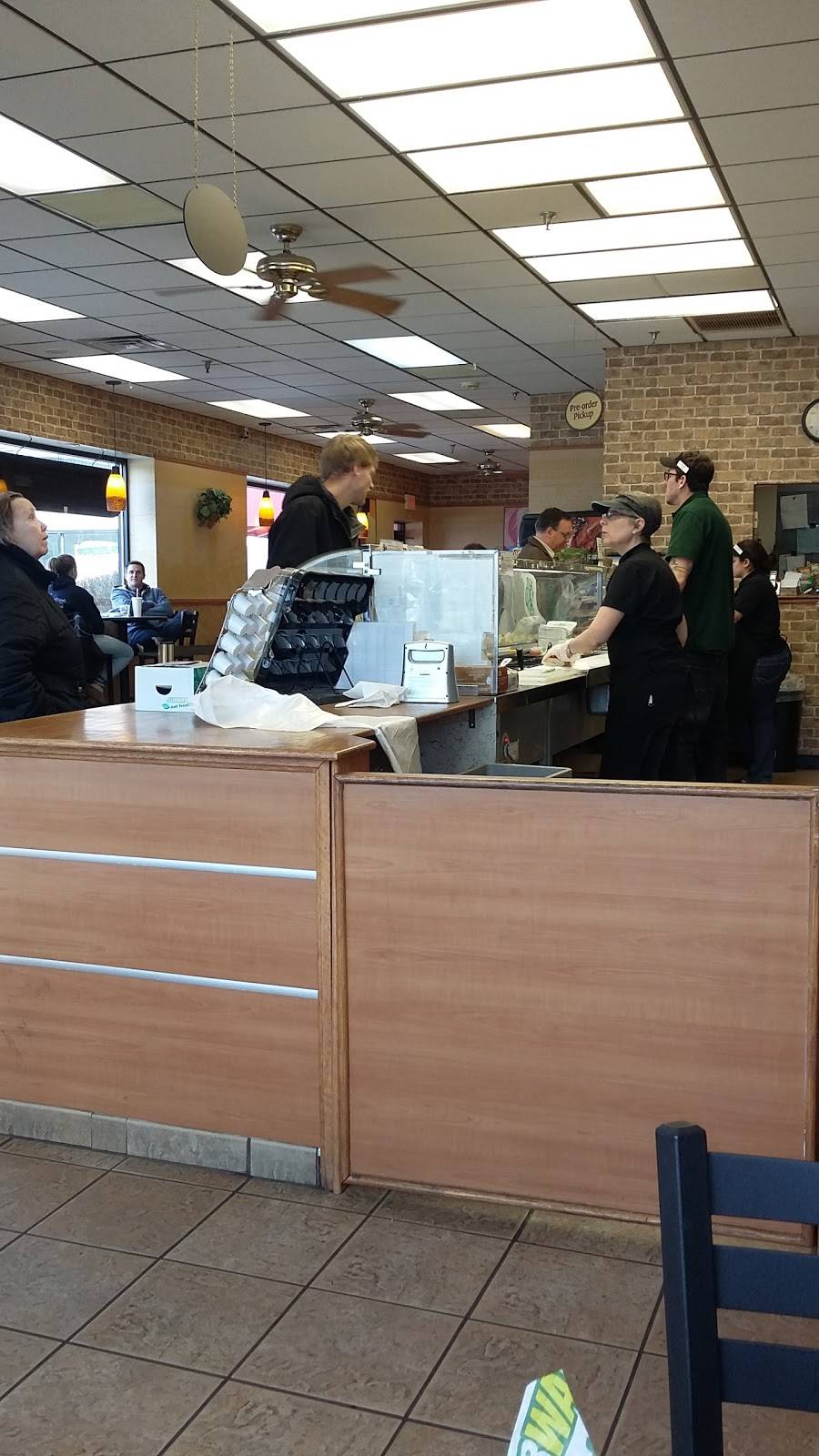 Subway | restaurant | 1620 Penfield Rd, Rochester, NY 14625, USA | 5852031230 OR +1 585-203-1230