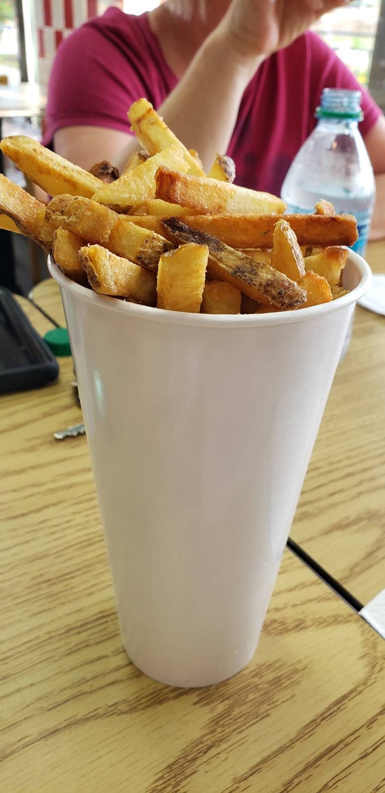 Five Guys | meal takeaway | 8957 US-30, North Huntingdon, PA 15642, USA | 7243825116 OR +1 724-382-5116