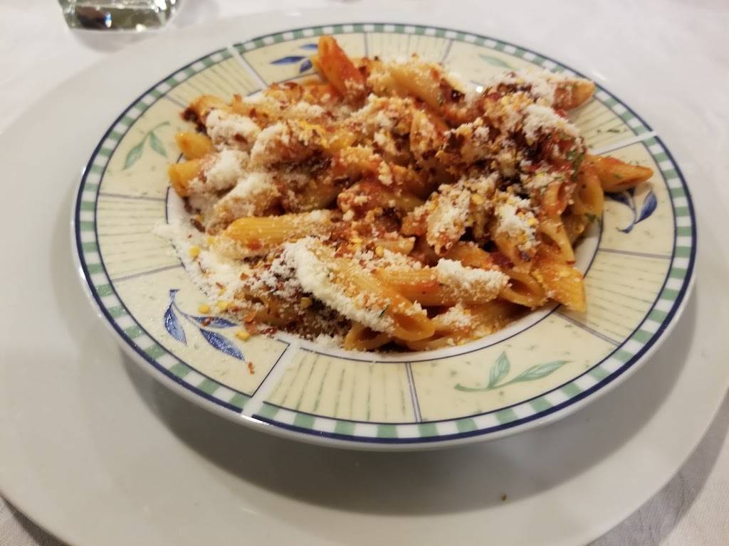 Marias Kitchen Italian Cuisine | restaurant | 588 Edward Ave, Richmond Hill, ON L4C 9Y6, Canada | 9057378752 OR +1 905-737-8752