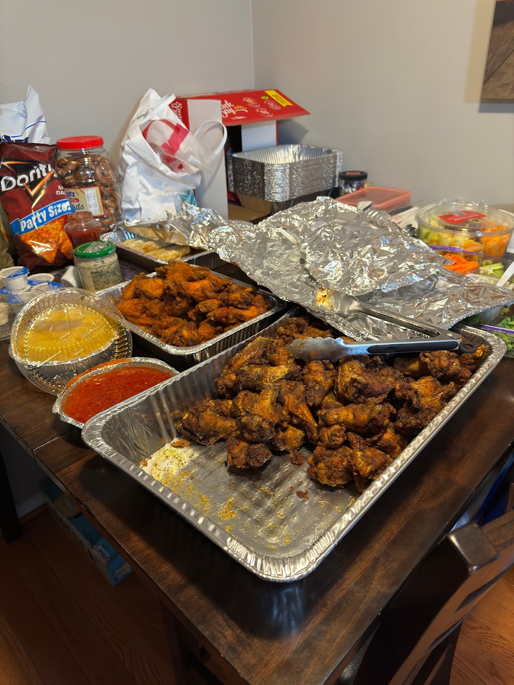 Best Wings N Pies | restaurant | 1674 Crain Hwy S, Glen Burnie, MD 21061, USA | 4438833168 OR +1 443-883-3168