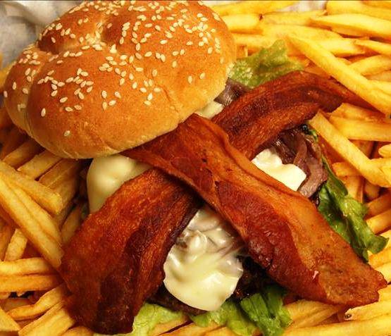 Johnny Bs Burgers, Brew & Spirits | restaurant | 8393 La Mesa Blvd, La Mesa, CA 91942, USA | 6194642465 OR +1 619-464-2465