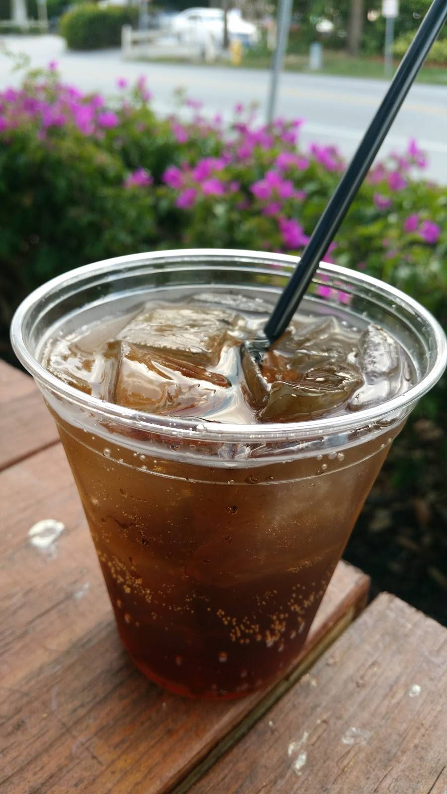 Beach Box Cafe | restaurant | 9020 Gulf Shore Dr, Naples, FL 34108, USA | 2396316080 OR +1 239-631-6080