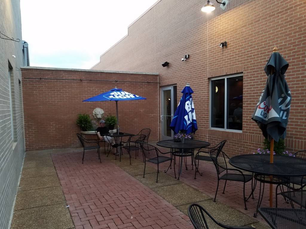 Tavern 018 | restaurant | 8130 Macon Station #106, Cordova, TN 38018, USA | 9013215949 OR +1 901-321-5949