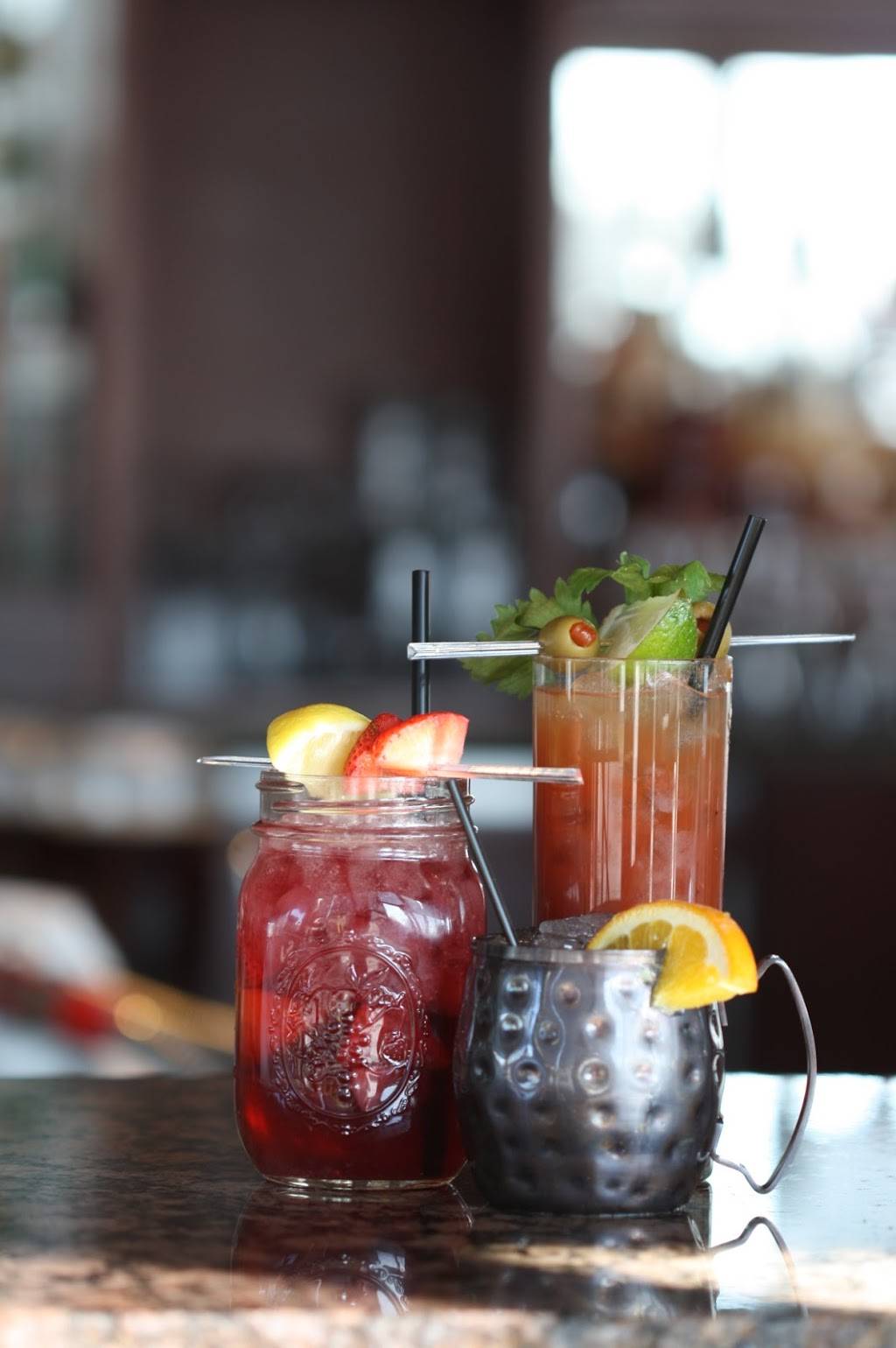 Malones Lansdowne | restaurant | 3347 Tates Creek Rd, Lexington, KY 40502, USA | 8593356500 OR +1 859-335-6500