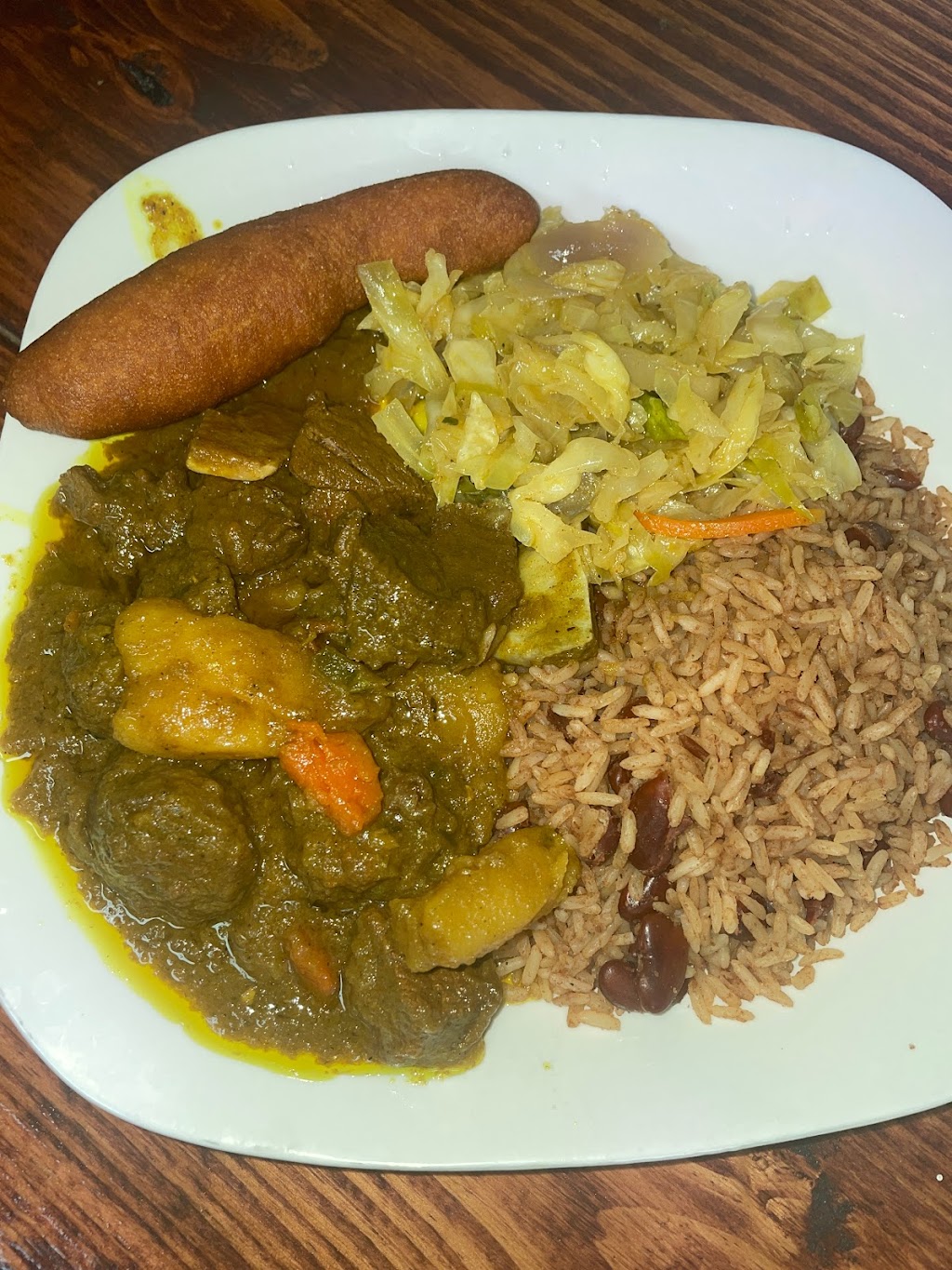 Traffik Jam Jamaican Resturant | restaurant | 1500 16th St S, St. Petersburg, FL 33705, USA | 7275757340 OR +1 727-575-7340