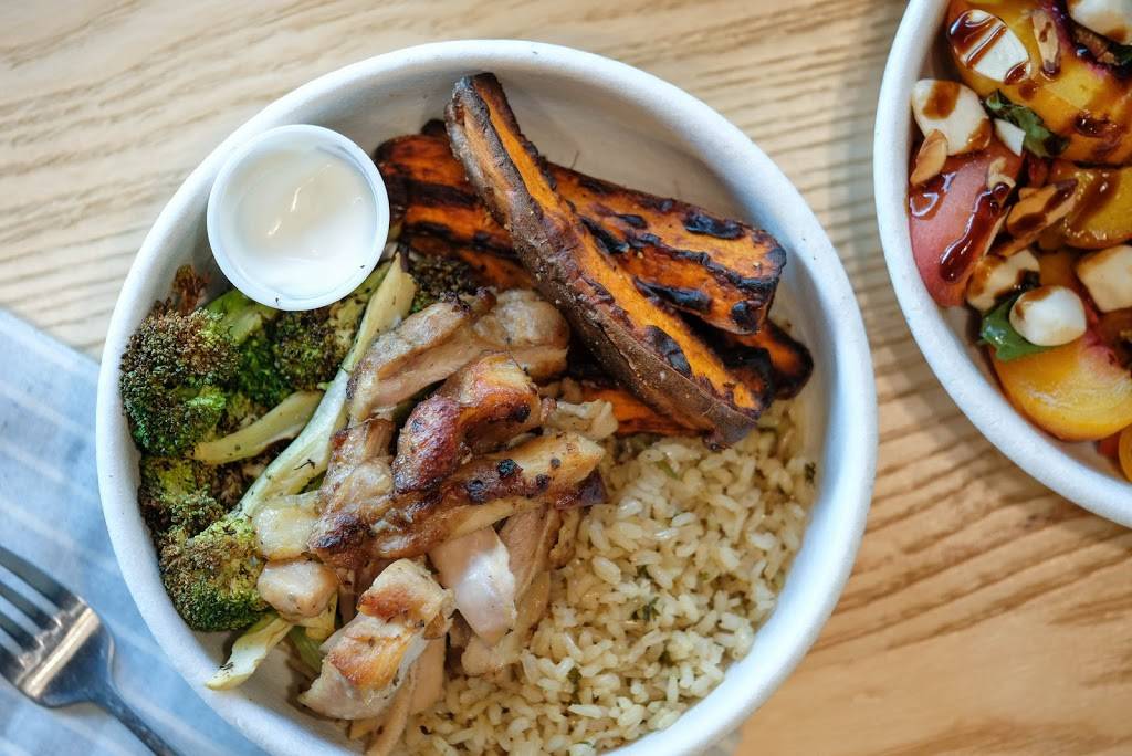 Naked Farmer Sparkman Wharf | restaurant | 615 Channelside Dr, Tampa, FL 33602, USA | 8136185815 OR +1 813-618-5815