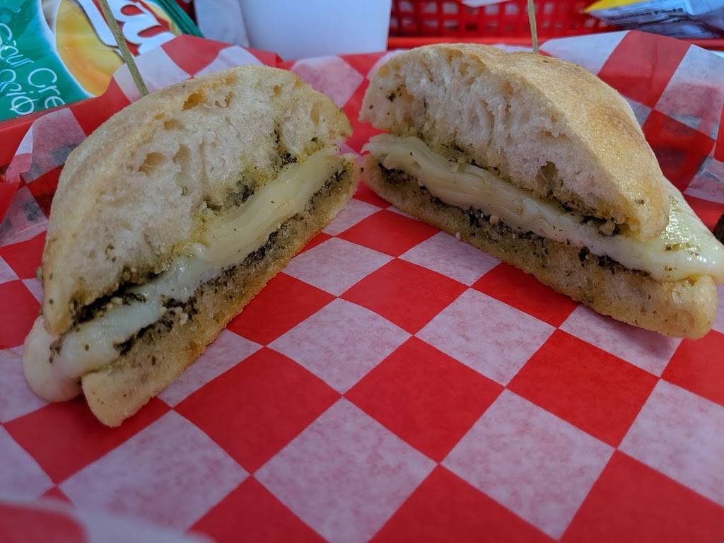 Fork & Folk Bistro | restaurant | 115 W Center Ave, Sebring, FL 33870, USA | 8634515438 OR +1 863-451-5438