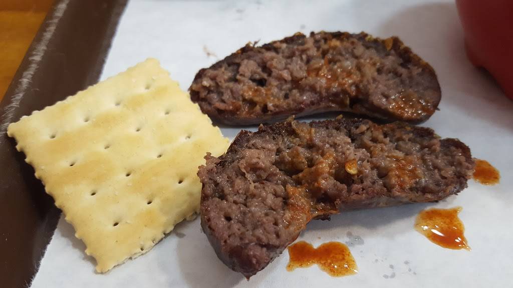 Pittsburg Hot Links | restaurant | 1310, 136 W Marshall St, Pittsburg, TX 75686, USA | 9038565765 OR +1 903-856-5765