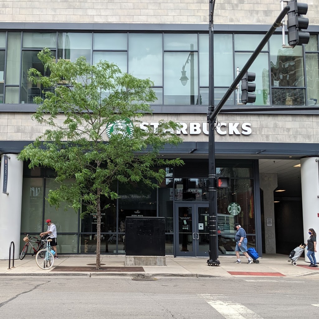 Starbucks | cafe | 3030 N Broadway, Chicago, IL 60657, USA | 3124978630 OR +1 312-497-8630