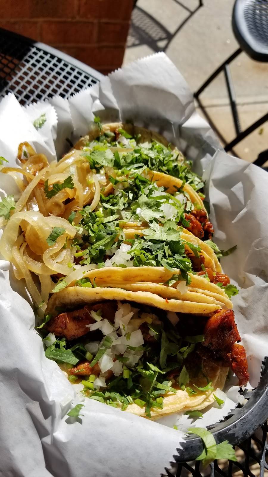 El Trompo Mexican Taqueria | restaurant | 11877 Douglas Rd #113, Alpharetta, GA 30005, USA | 7707549442 OR +1 770-754-9442