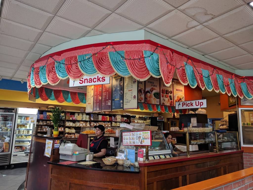 Sukhadias Sweets and Snacks | restaurant | 2559 W Devon Ave, Chicago, IL 60659, USA | 7733385400 OR +1 773-338-5400